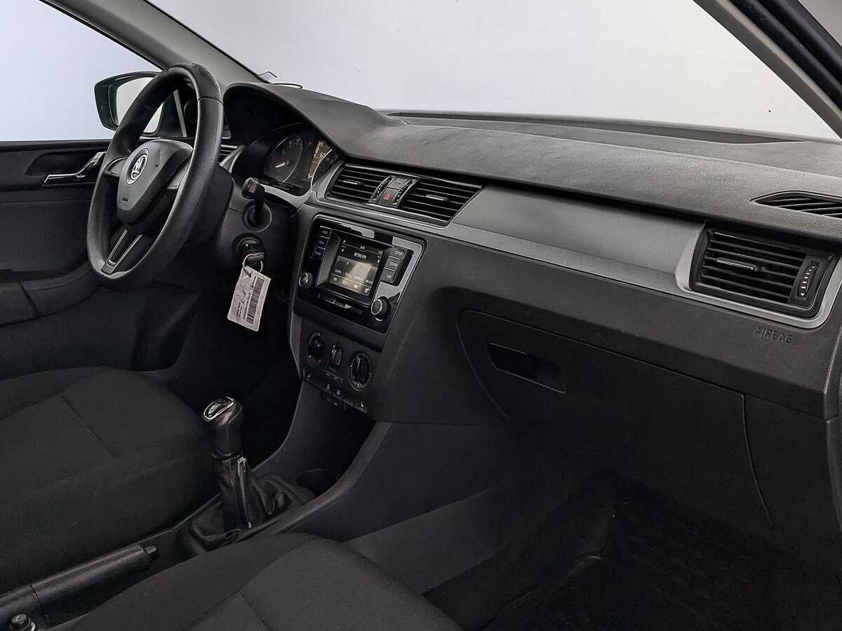 Skoda Rapid 2017 года с пробегом. Фото: #12