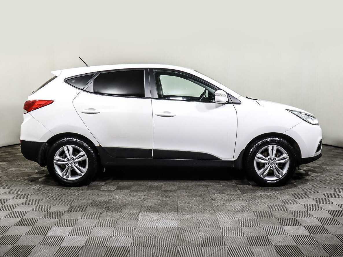 Hyundai ix35 2012 года с пробегом. Фото: #2