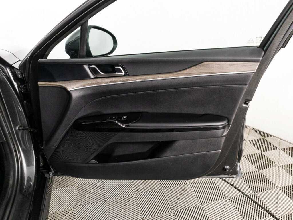 Kia K5 2020 года с пробегом. Фото: #25