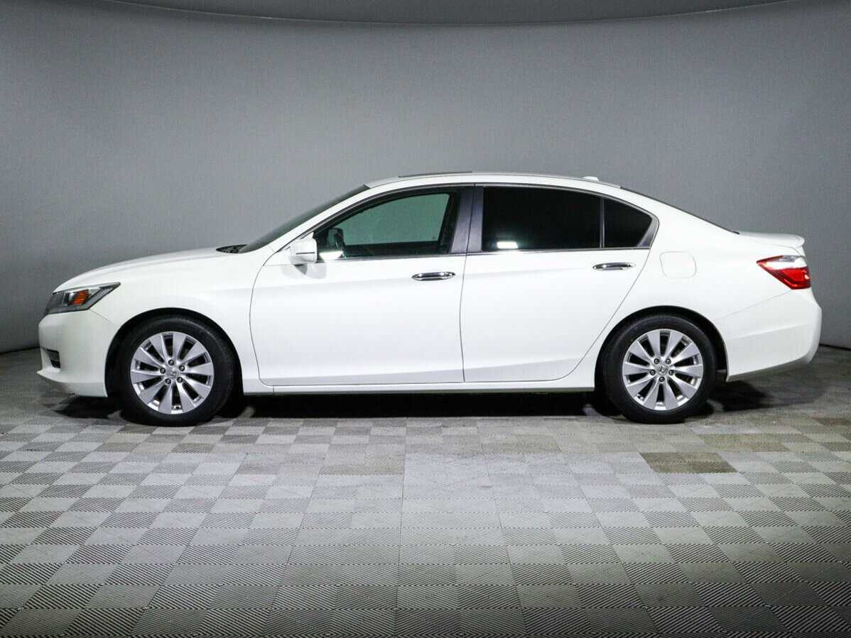 Honda Accord 2012 года с пробегом. Фото: #6
