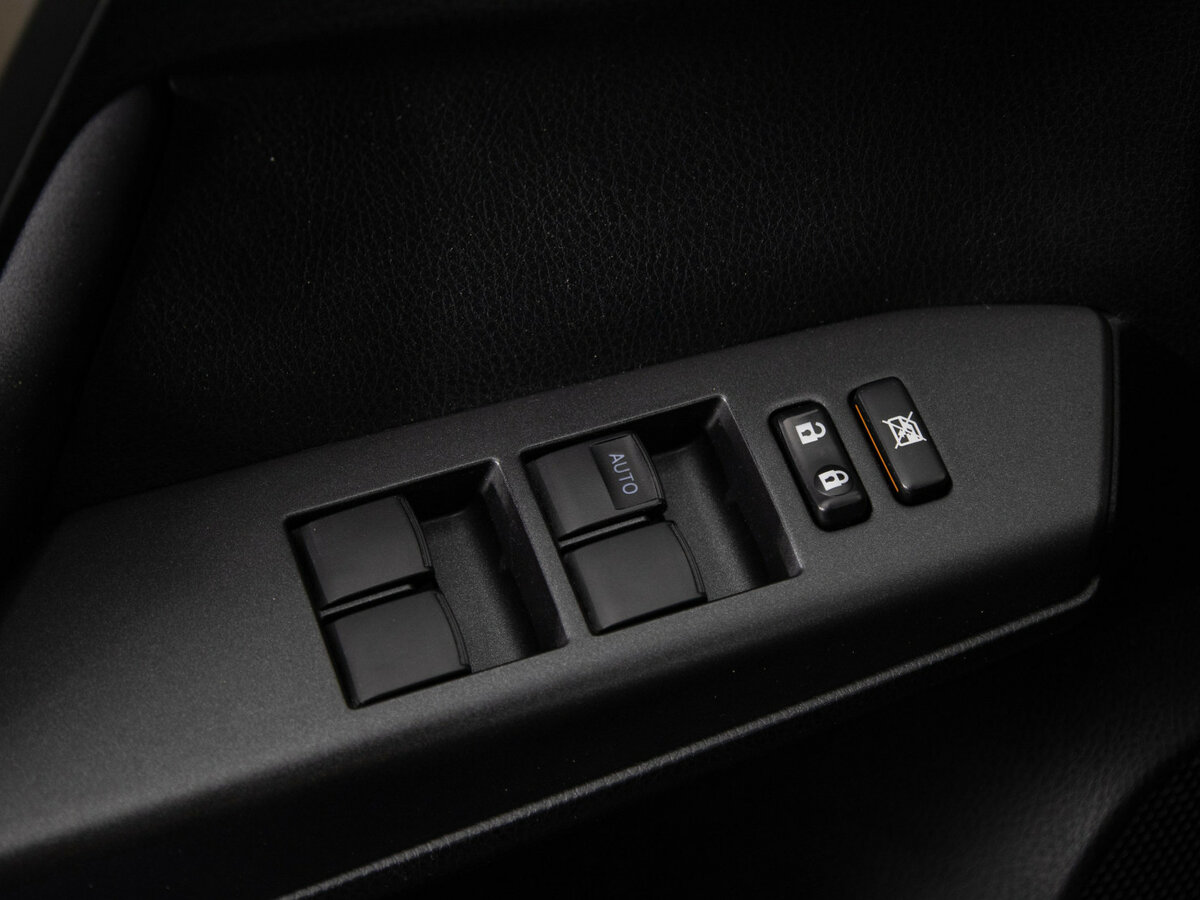 Toyota RAV4 2019 года с пробегом. Фото: #12