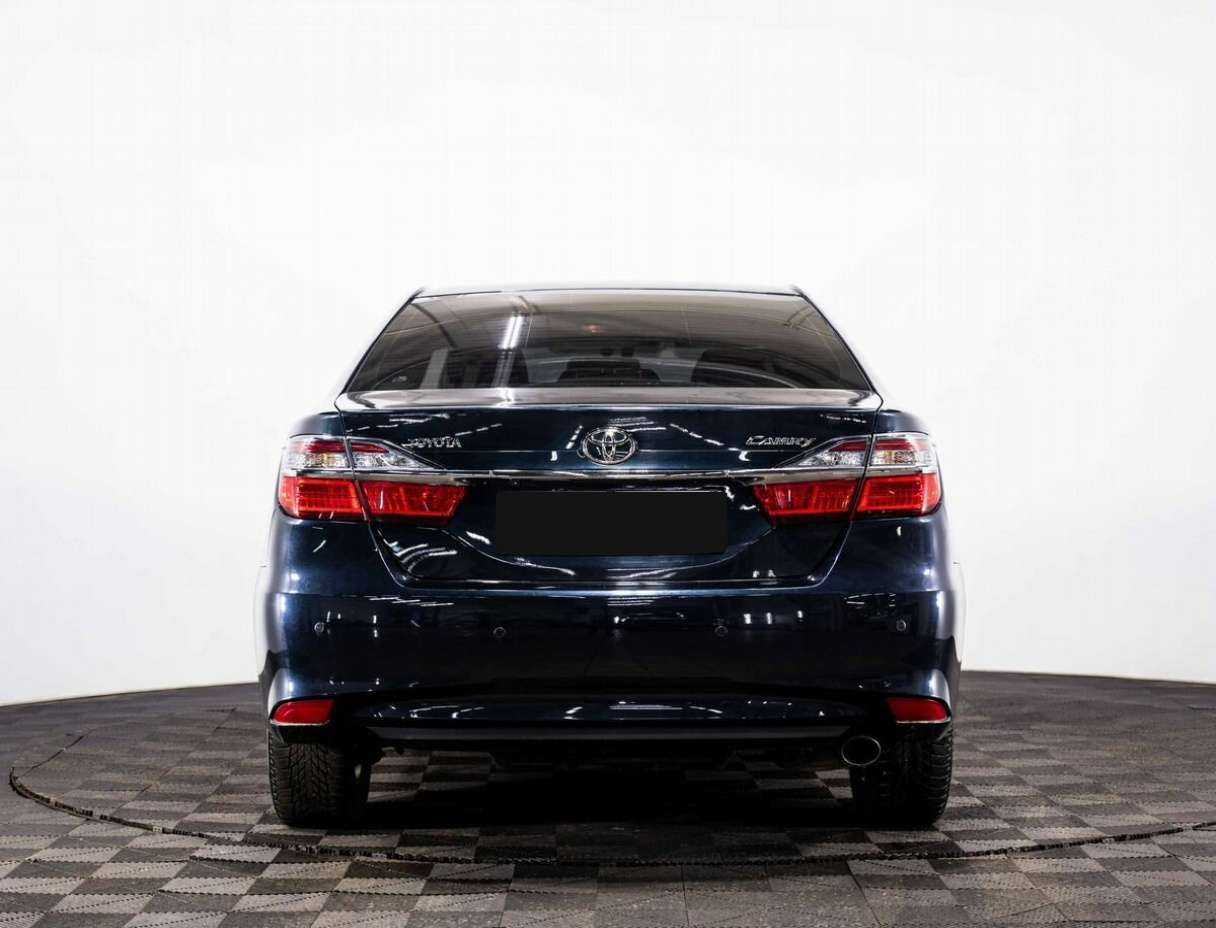 Toyota Camry 2015 года с пробегом. Фото: #4