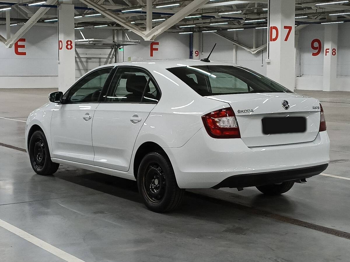 Skoda Rapid 2018 года с пробегом. Фото: #6