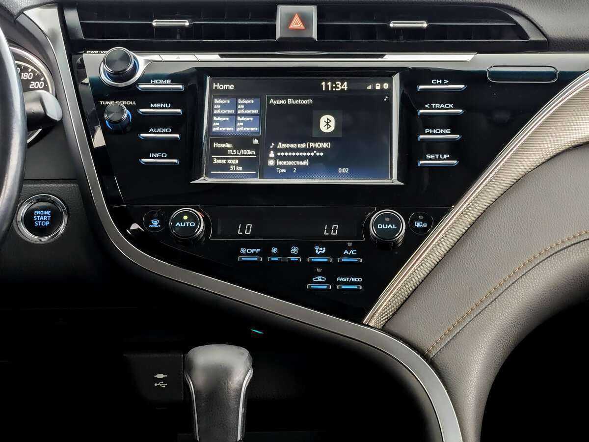 Toyota Camry 2019 года с пробегом. Фото: #12