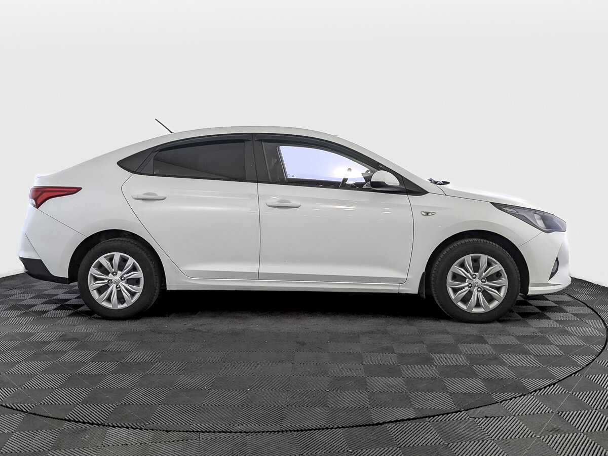 Hyundai Solaris 2020 года с пробегом. Фото: #3