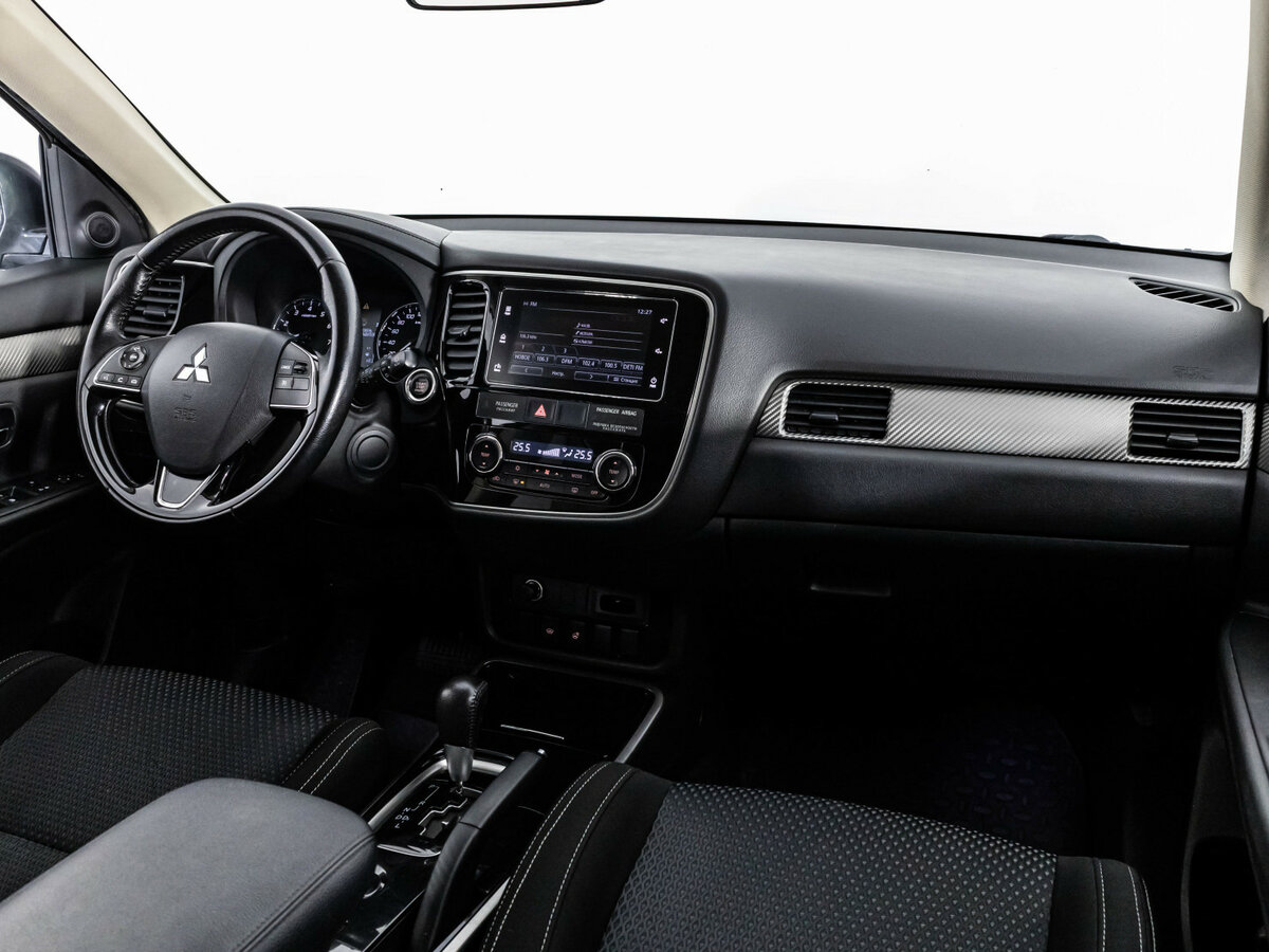 Mitsubishi Outlander 2018 года с пробегом. Фото: #6