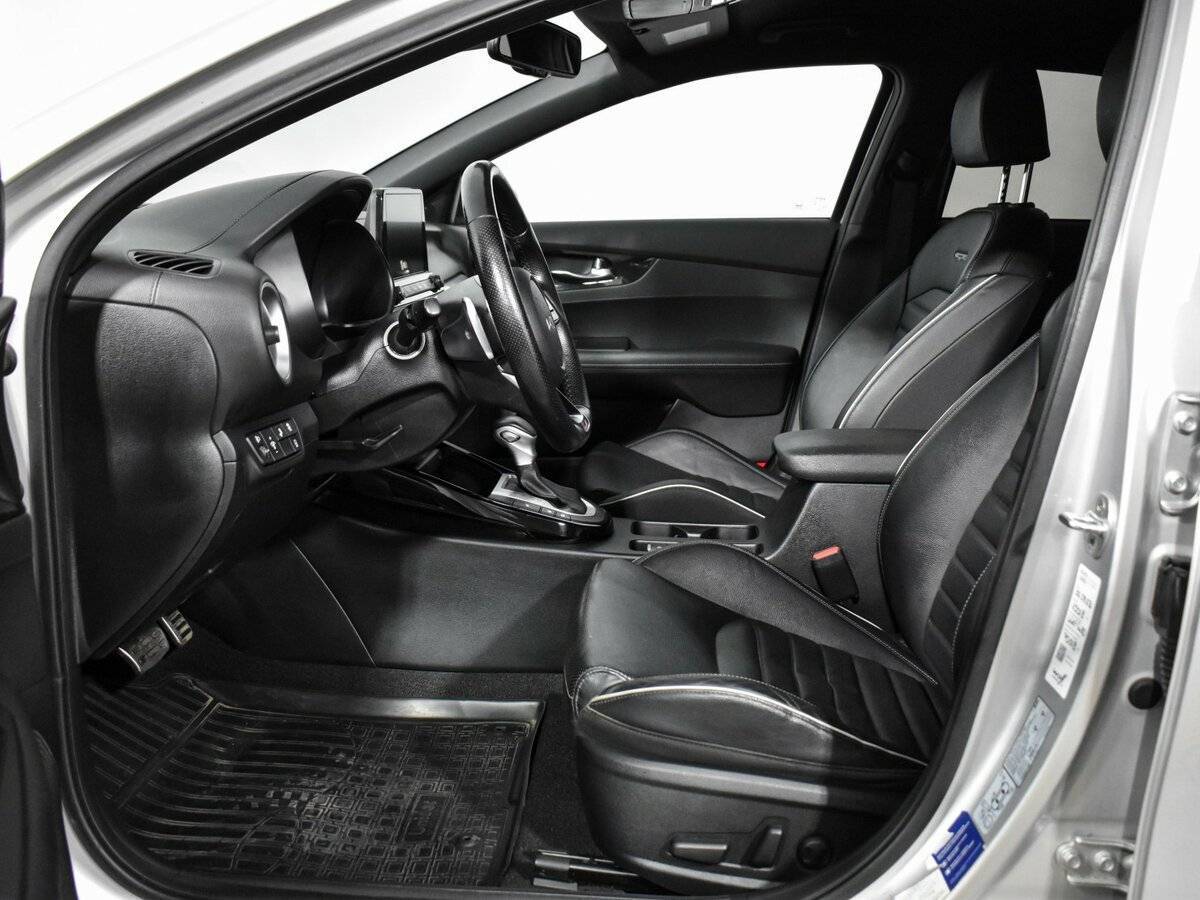 Kia Cerato 2022 года с пробегом. Фото: #8