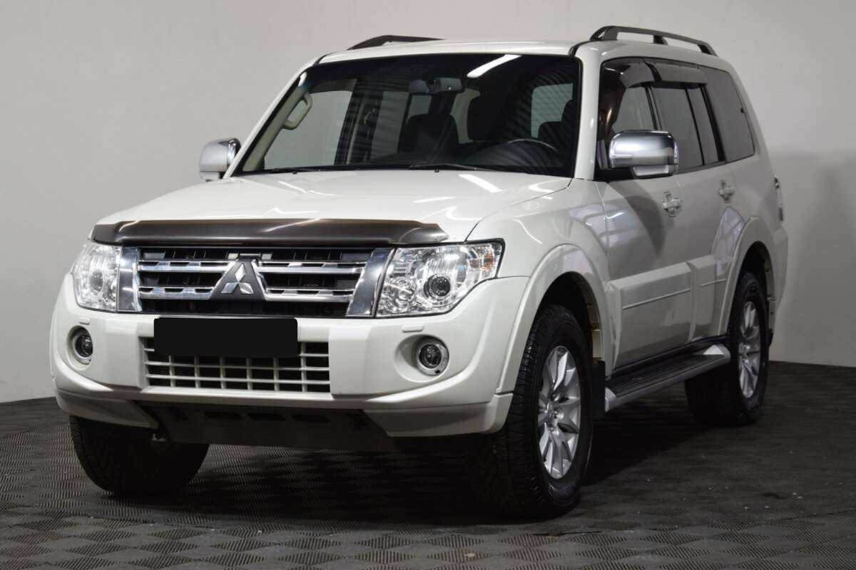 Mitsubishi Pajero 2014 года с пробегом. Фото: #0