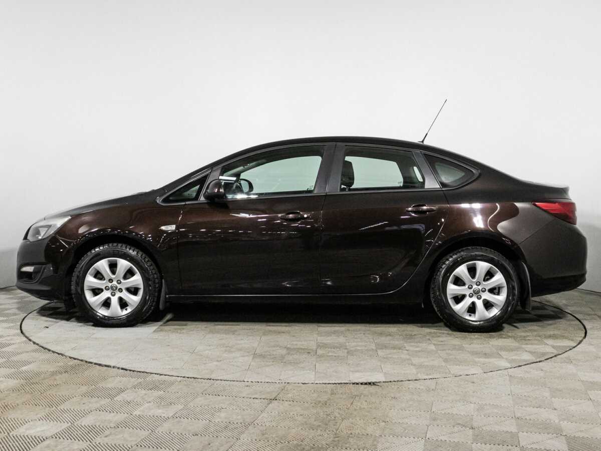Opel Astra 2014 года с пробегом. Фото: #7