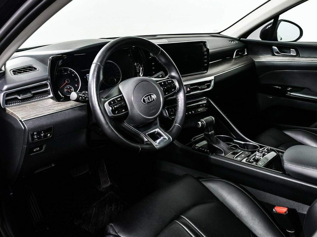 Kia K5 2021 года с пробегом. Фото: #12