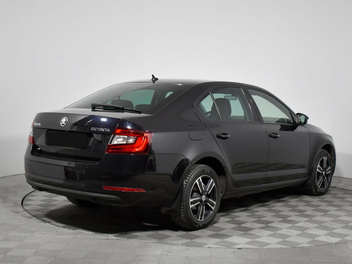 Skoda Octavia 2019 года с пробегом. Фото: #4