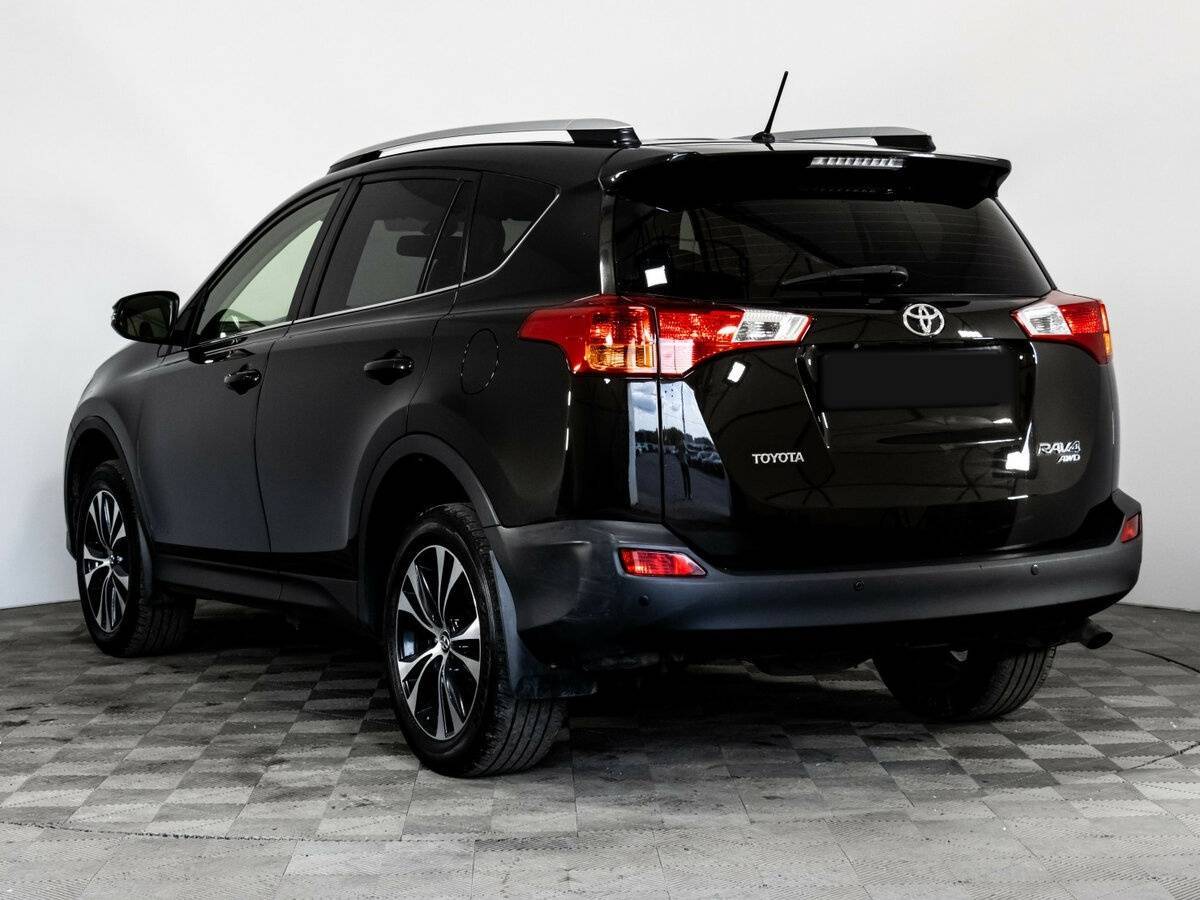 Toyota RAV4 2015 года с пробегом. Фото: #6