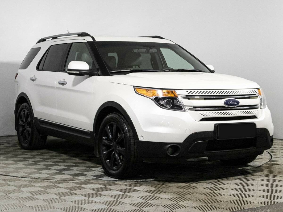 Ford Explorer 2012 года с пробегом. Фото: #2