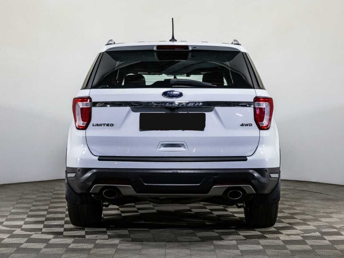 Ford Explorer 2018 года с пробегом. Фото: #4