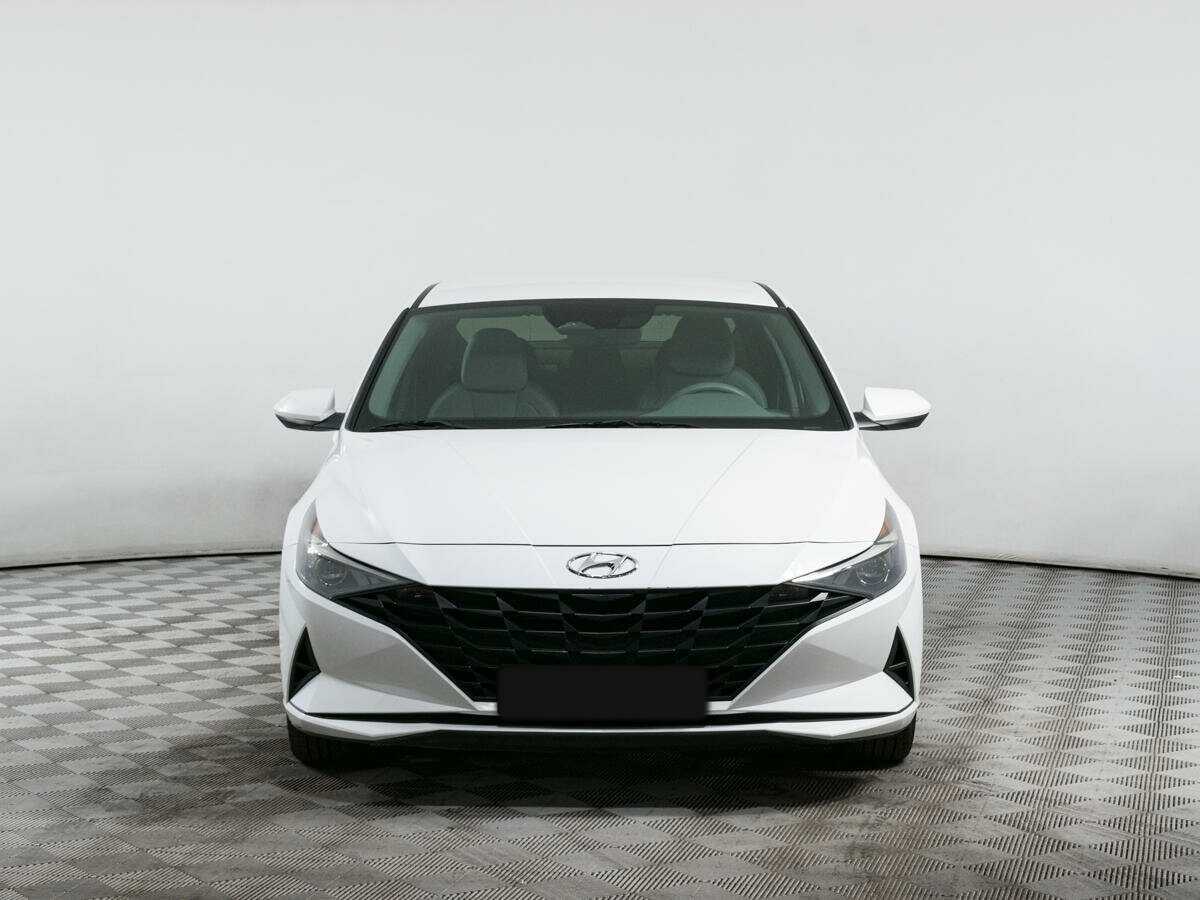 Hyundai Elantra 2021 года с пробегом. Фото: #0