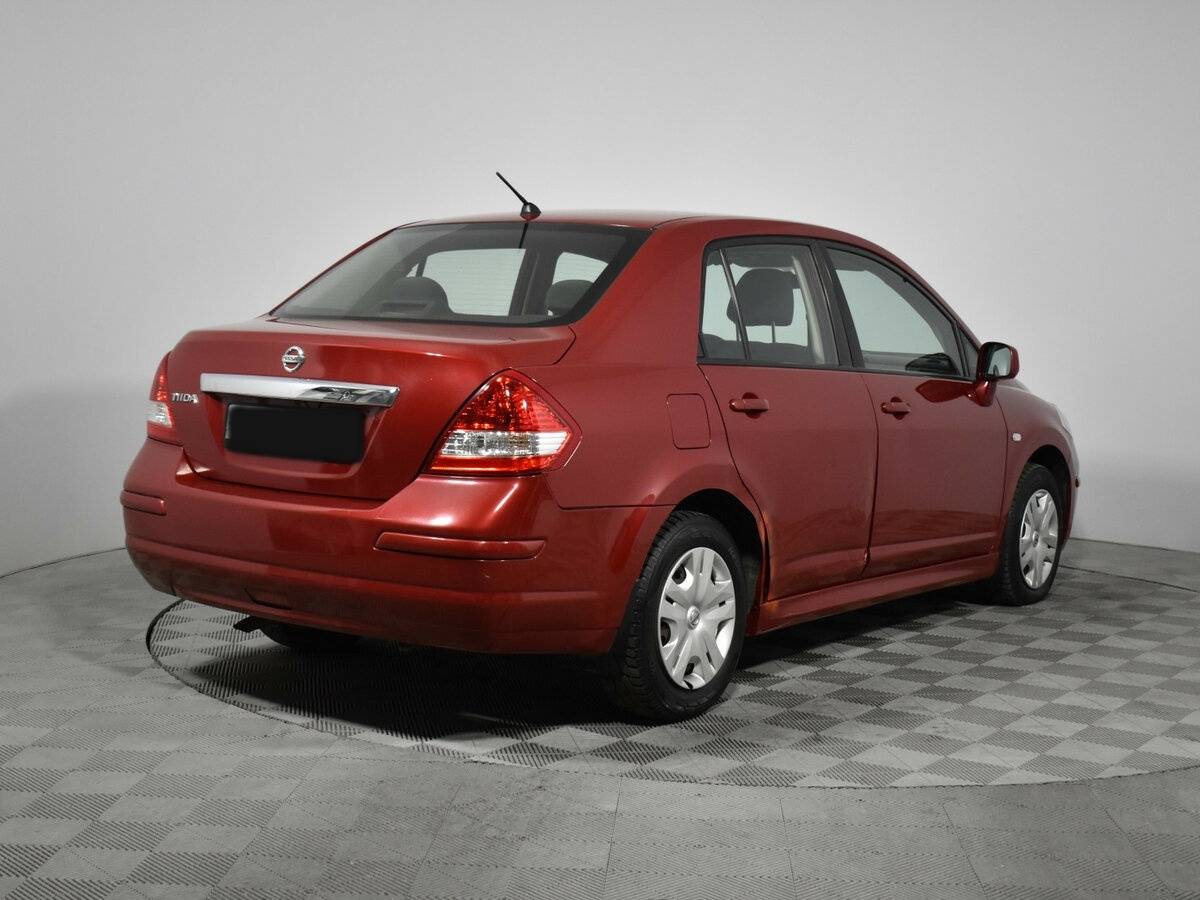 Nissan Tiida 2012 года с пробегом. Фото: #4