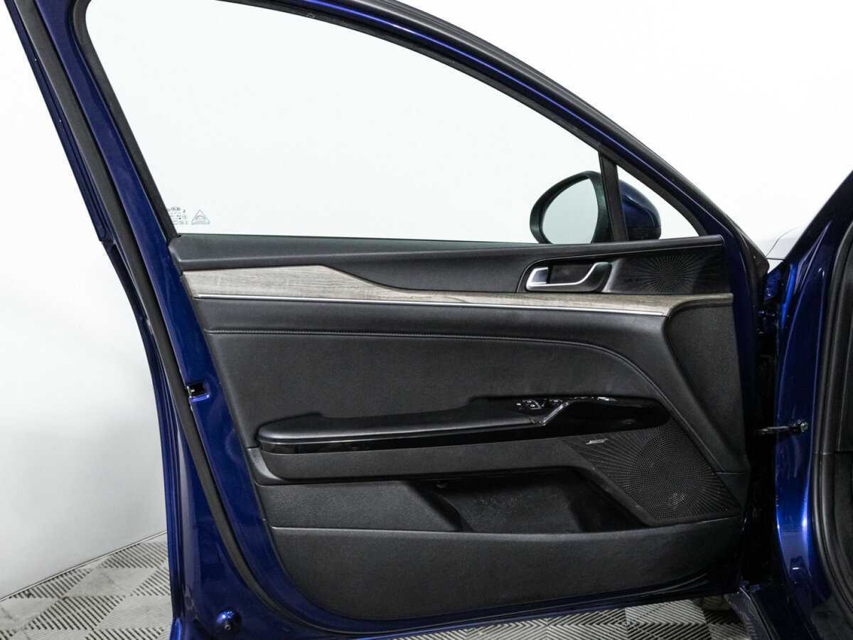 Kia K5 2021 года с пробегом. Фото: #26