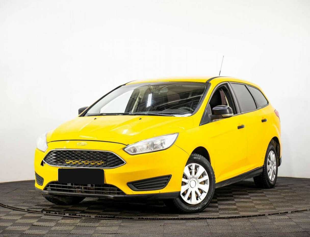 Ford Focus 2016 года с пробегом. Посмотреть фото