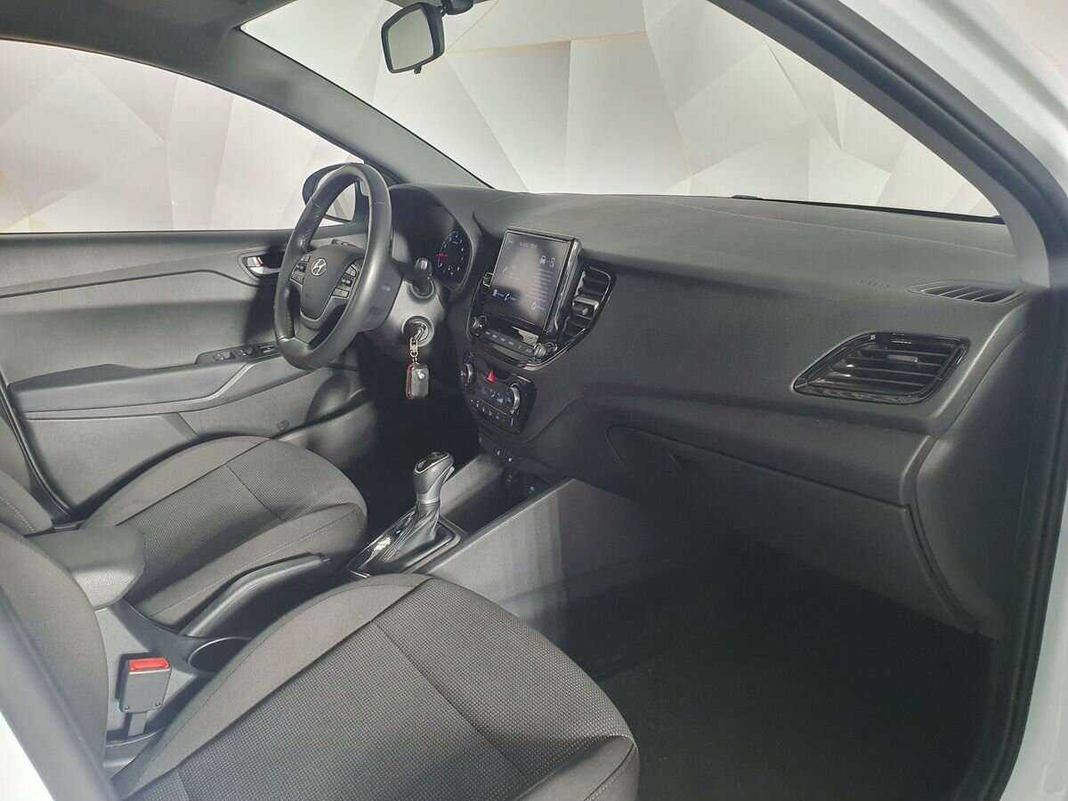 Hyundai Solaris 2021 года с пробегом. Фото: #8