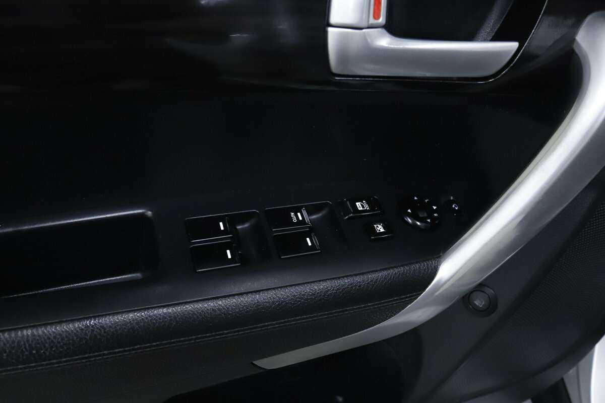 Kia Sorento 2012 года с пробегом. Фото: #12