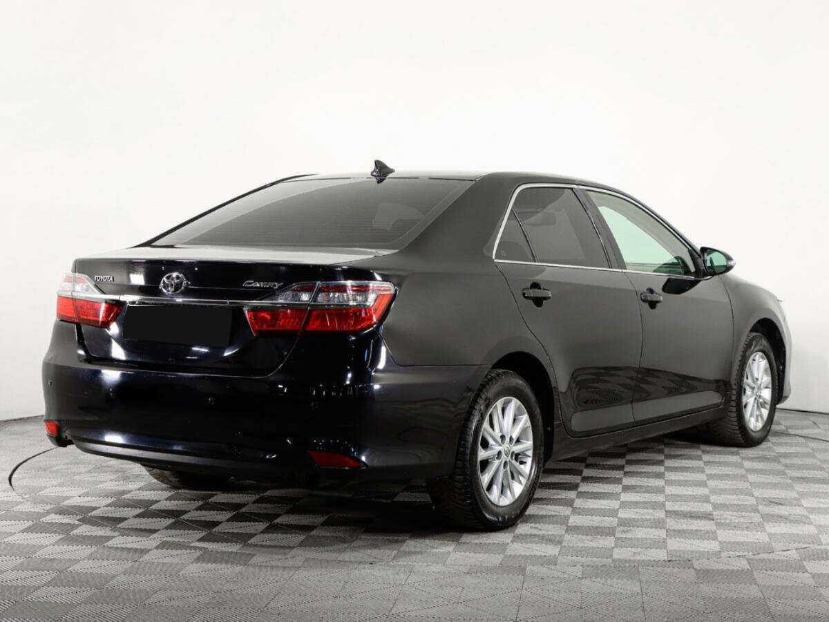 Toyota Camry 2017 года с пробегом. Фото: #4