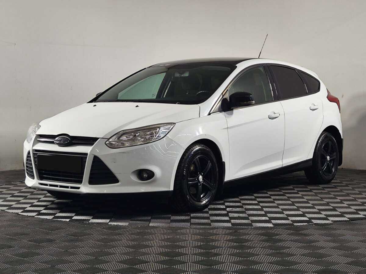 Ford Focus 2014 года с пробегом. Посмотреть фото