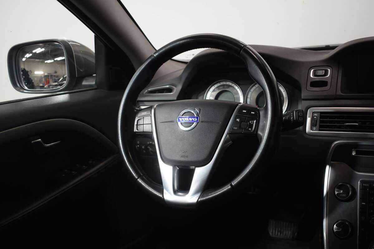 Volvo XC70 2012 года с пробегом. Фото: #9