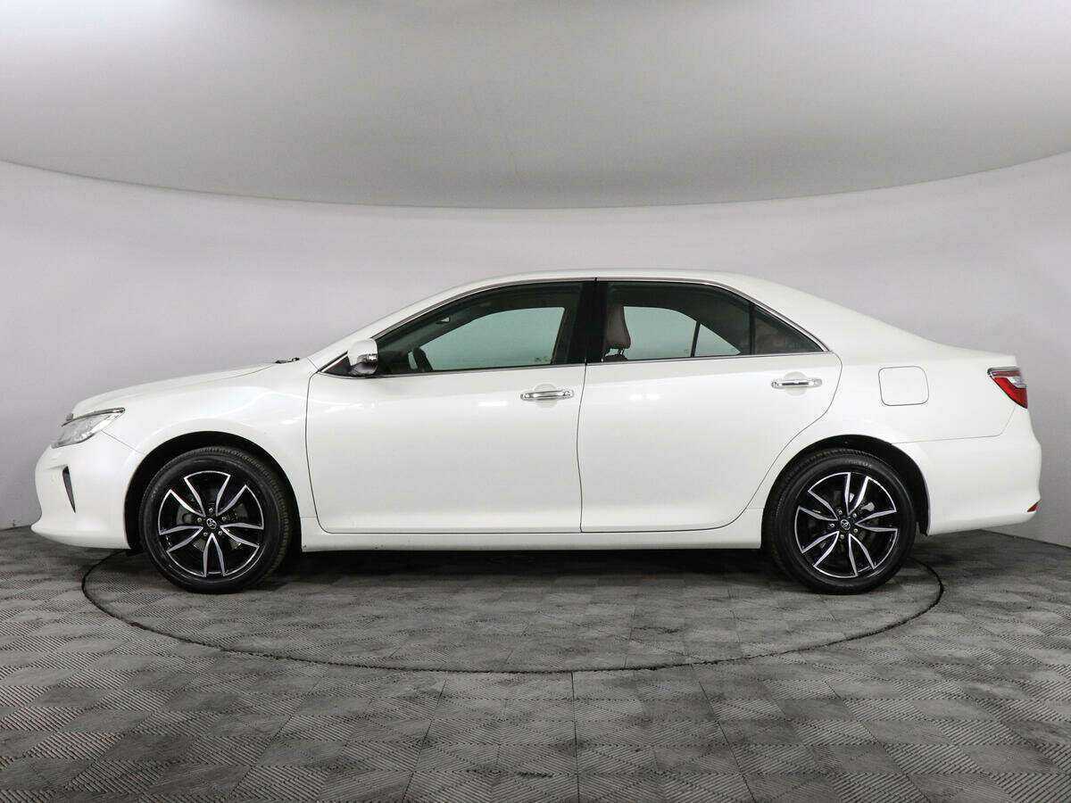 Toyota Camry 2016 года с пробегом. Фото: #7