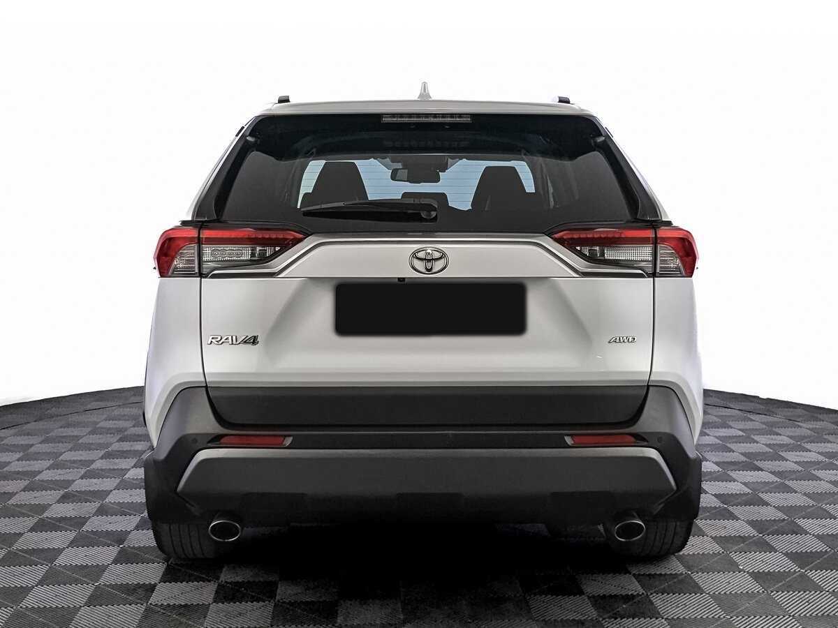 Toyota RAV4 2021 года с пробегом. Фото: #5