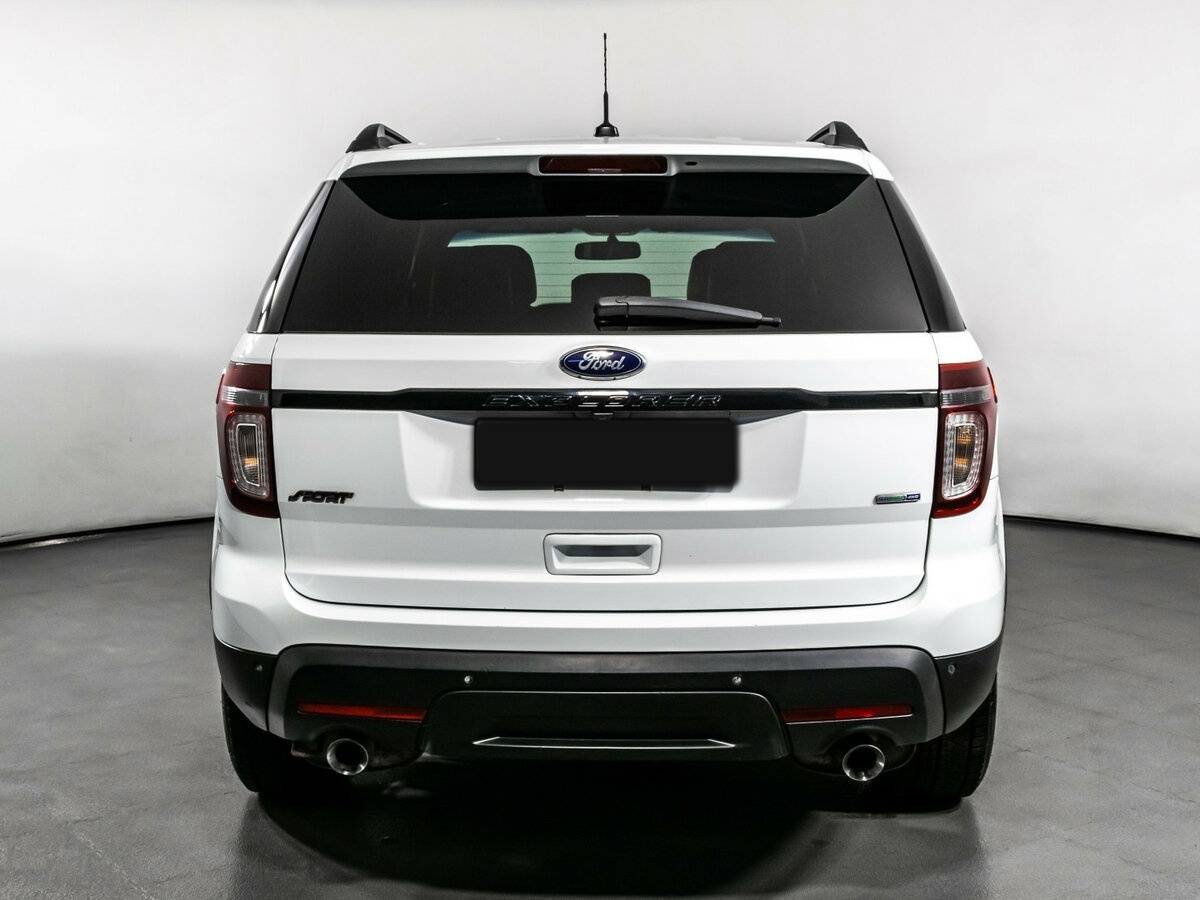 Ford Explorer 2013 года с пробегом. Фото: #5