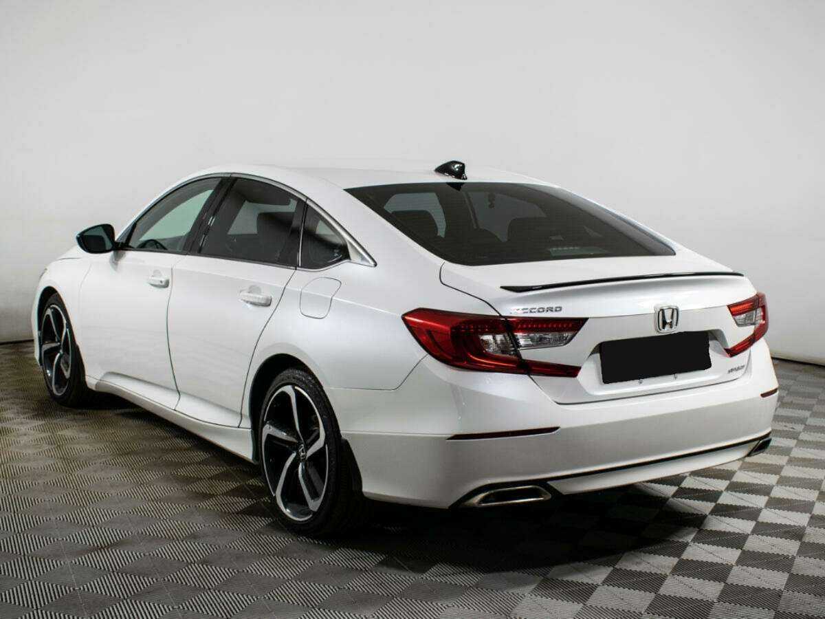 Honda Accord 2022 года с пробегом. Фото: #5