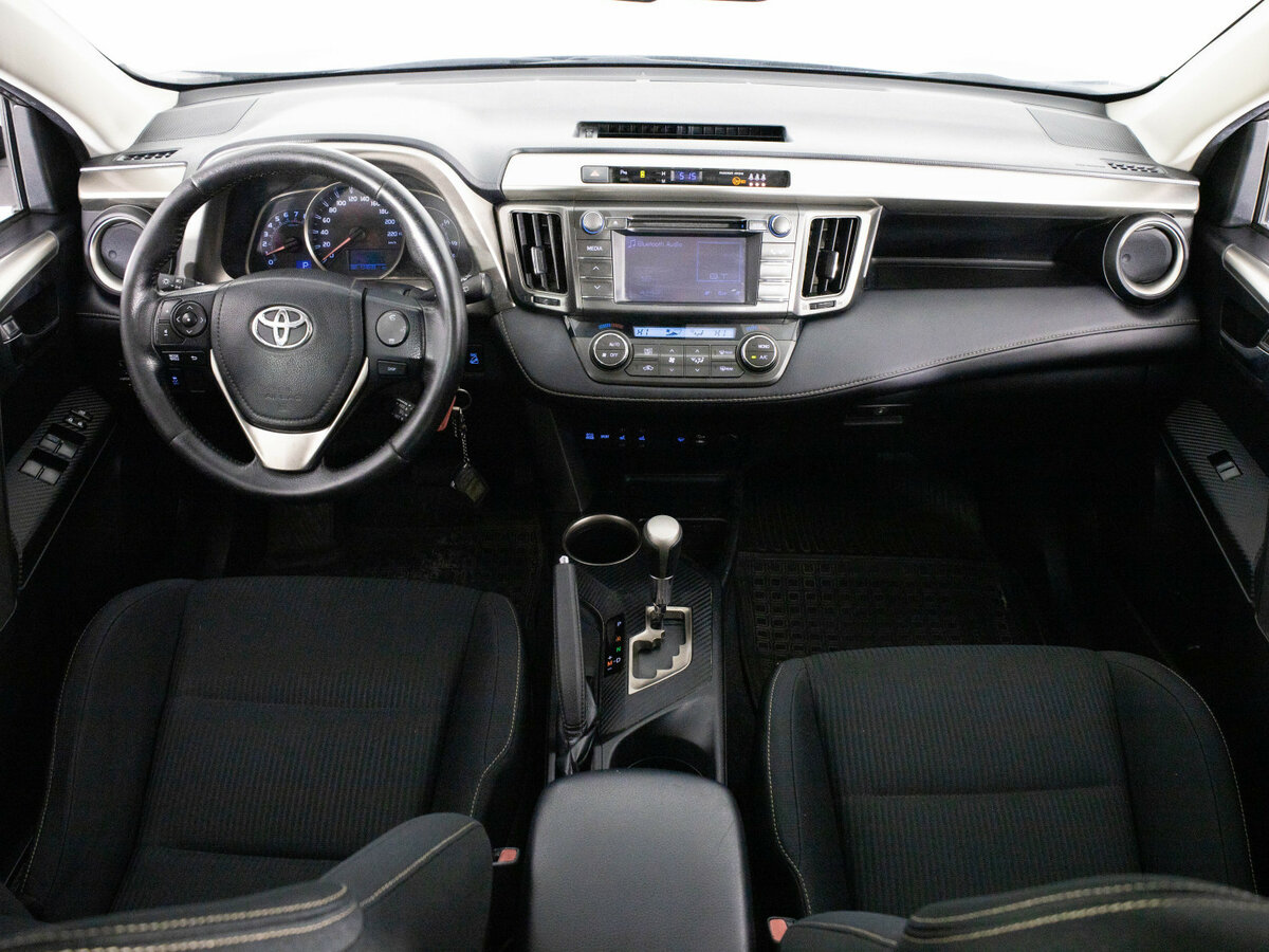 Toyota RAV4 2013 года с пробегом. Фото: #9