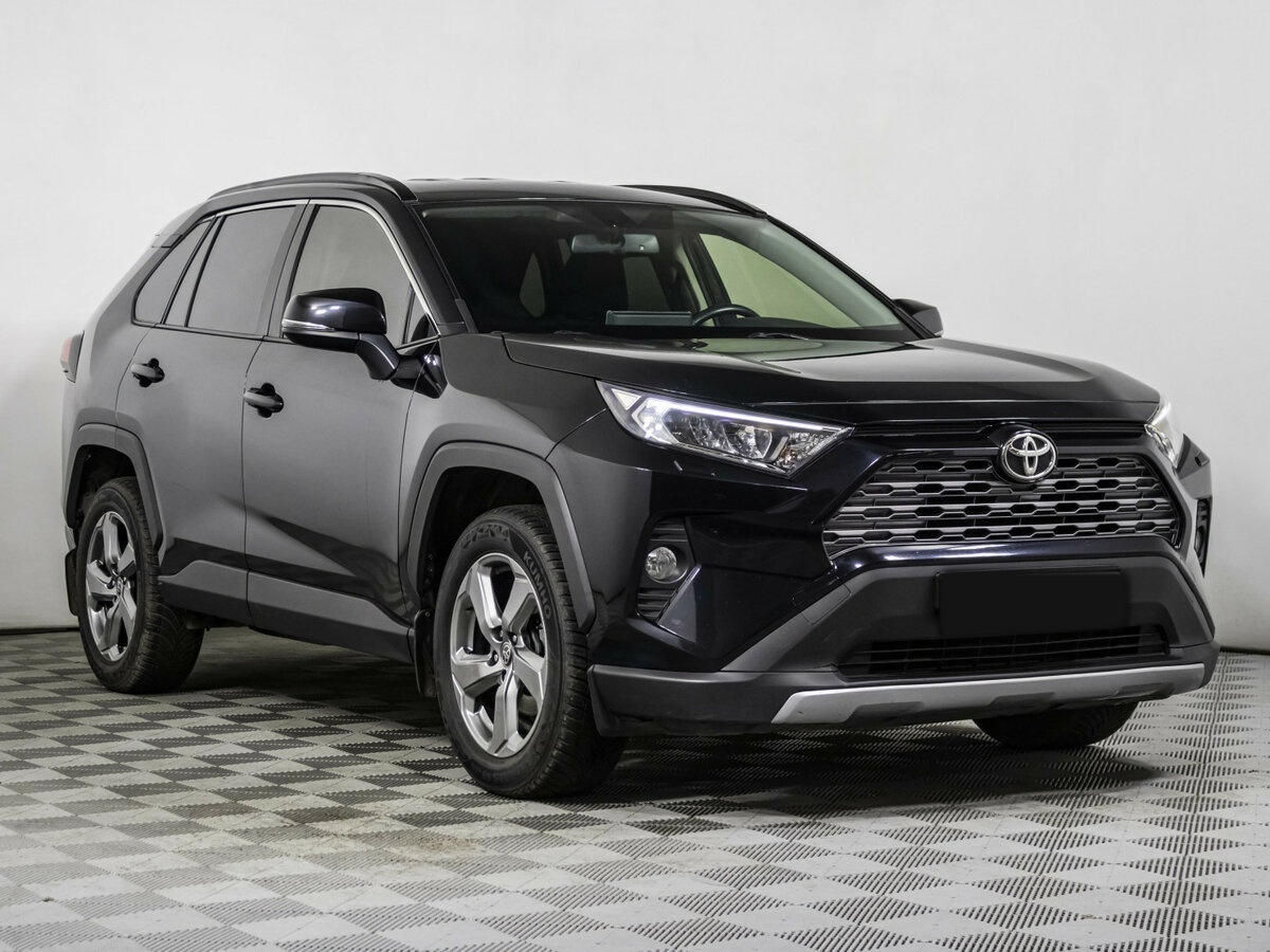 Toyota RAV4 2020 года с пробегом. Фото: #2