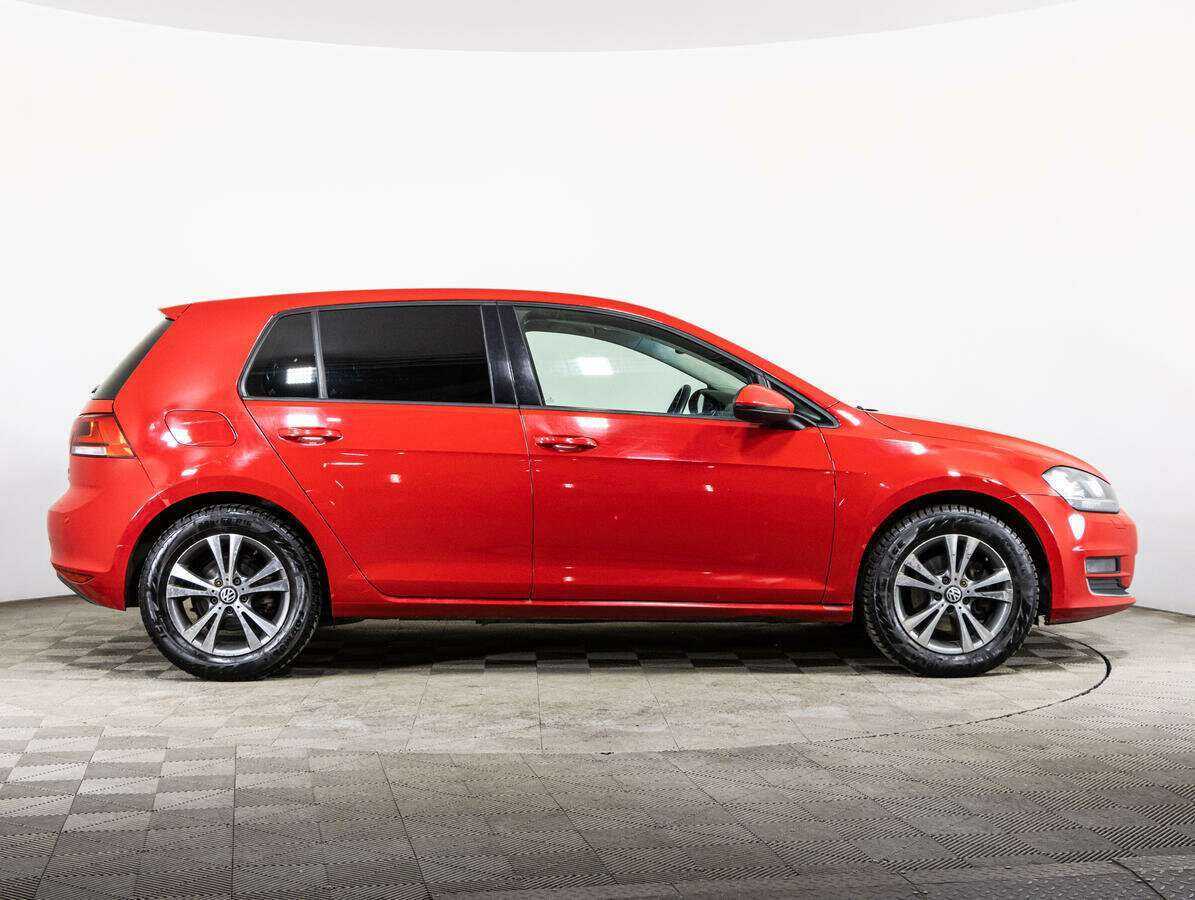 Volkswagen Golf 2013 года с пробегом. Фото: #3