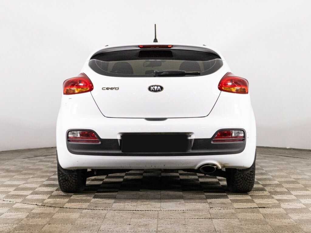 Kia Ceed 2013 года с пробегом. Фото: #5
