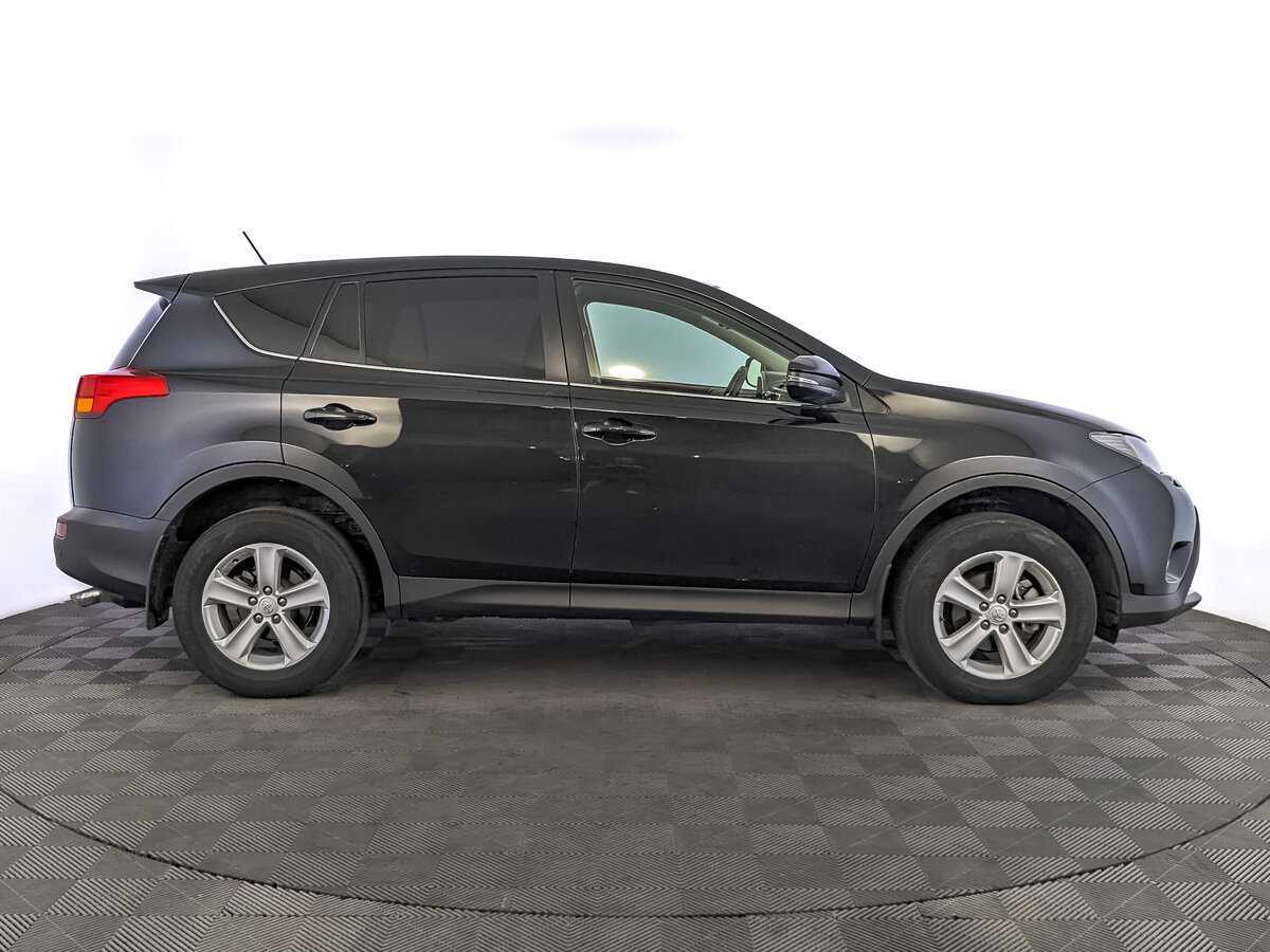 Toyota RAV4 2013 года с пробегом. Фото: #3