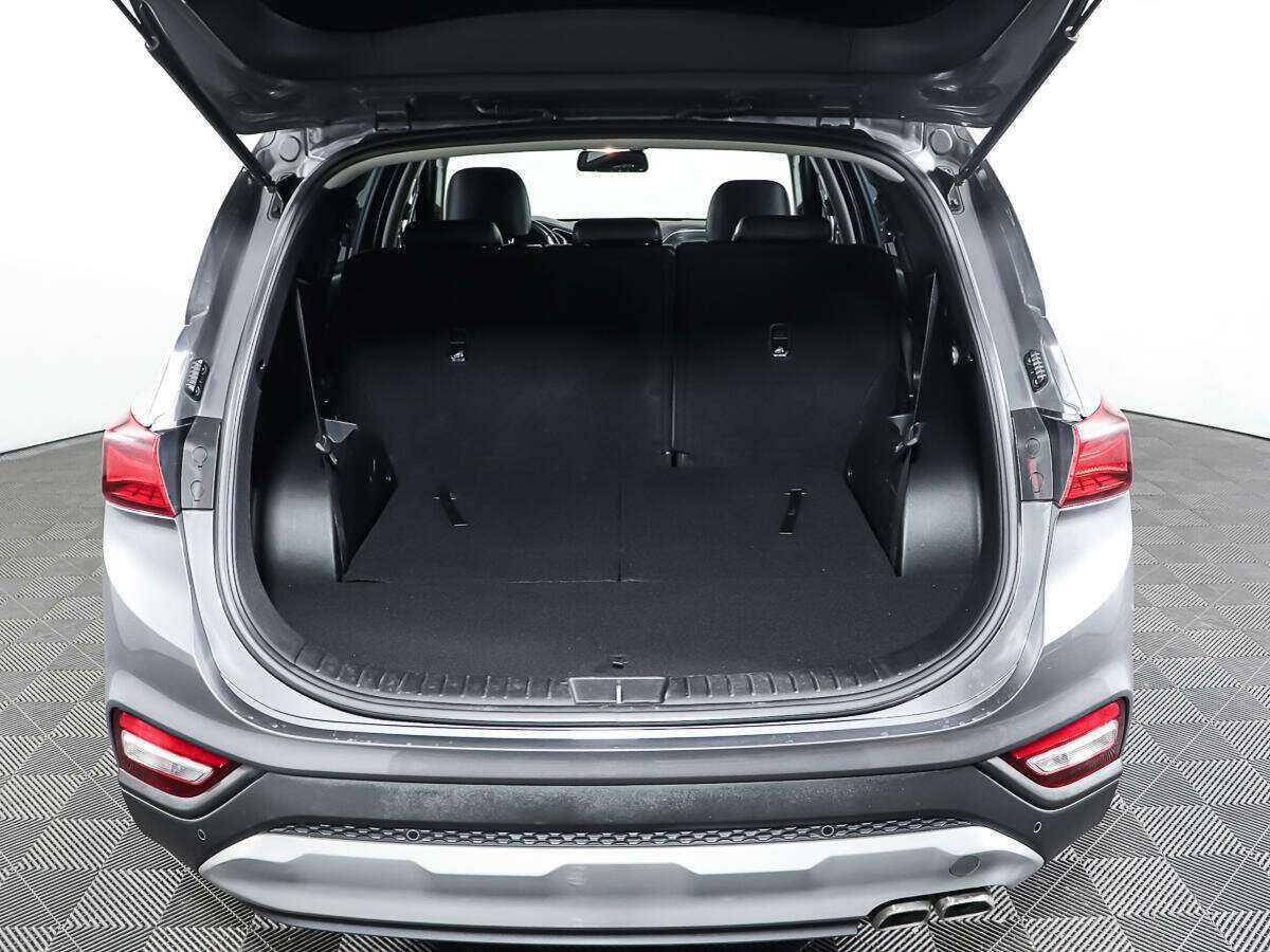 Hyundai Santa Fe 2018 года с пробегом. Фото: #8