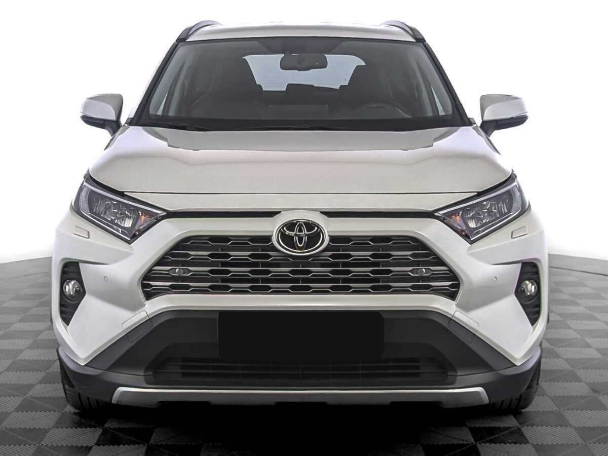 Toyota RAV4 2020 года с пробегом. Фото: #1