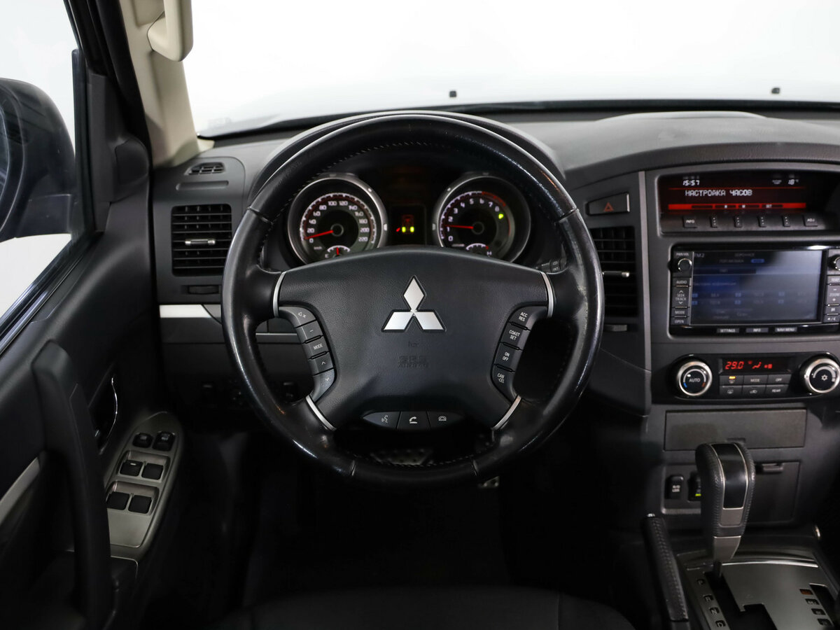 Mitsubishi Pajero 2013 года с пробегом. Фото: #9