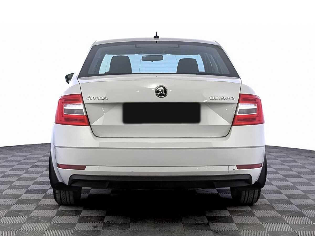 Skoda Octavia 2019 года с пробегом. Фото: #5