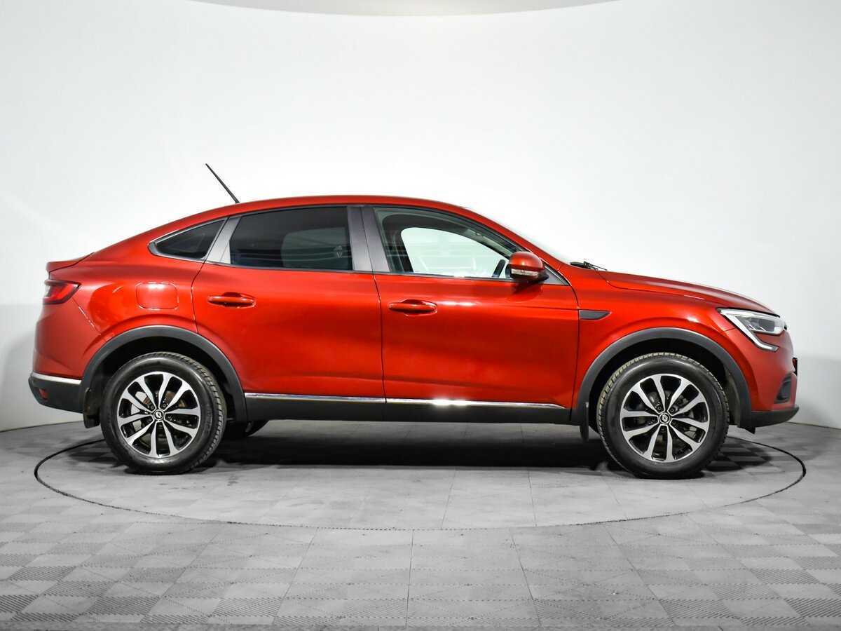 Renault Arkana 2021 года с пробегом. Фото: #3