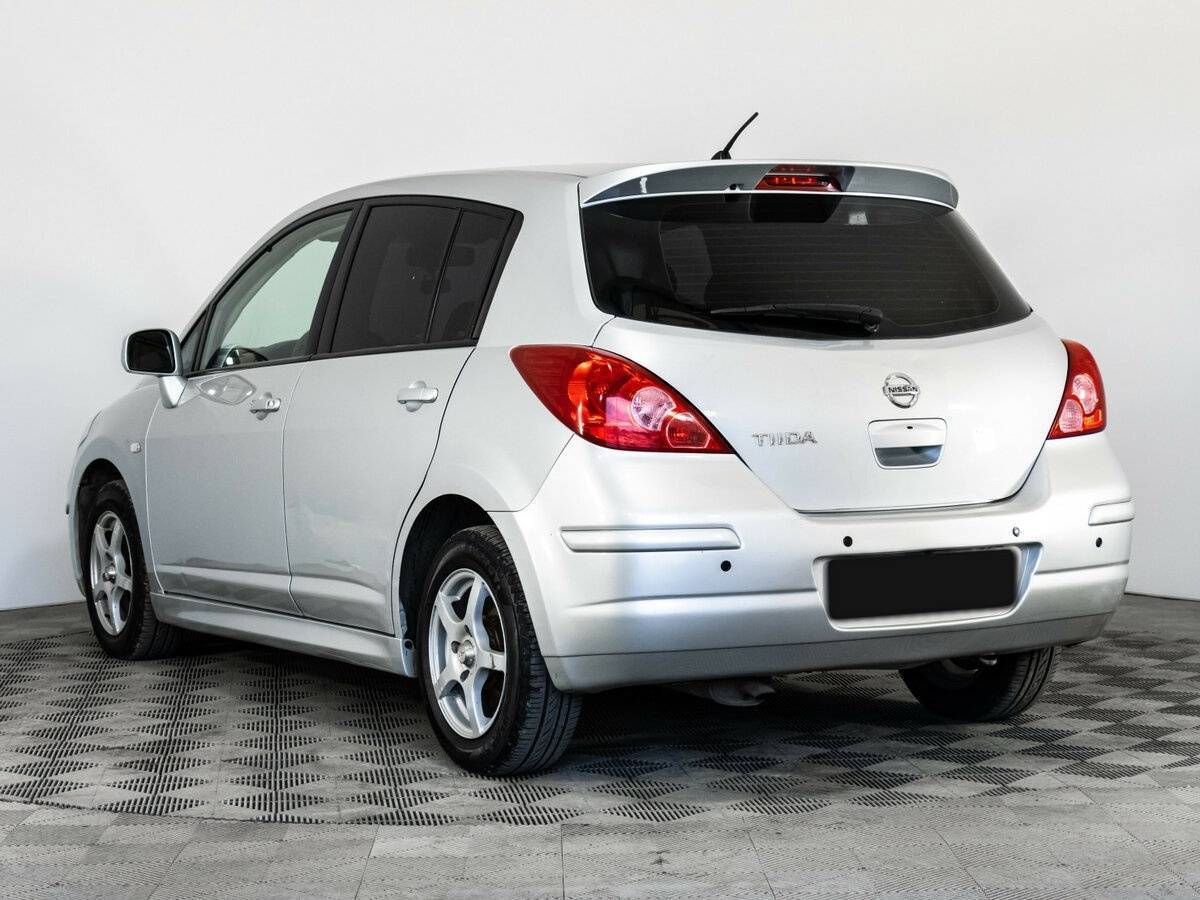 Nissan Tiida 2013 года с пробегом. Фото: #5