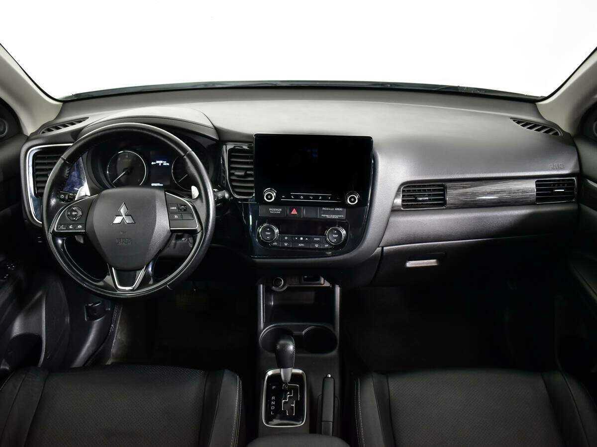Mitsubishi Outlander 2016 года с пробегом. Фото: #11