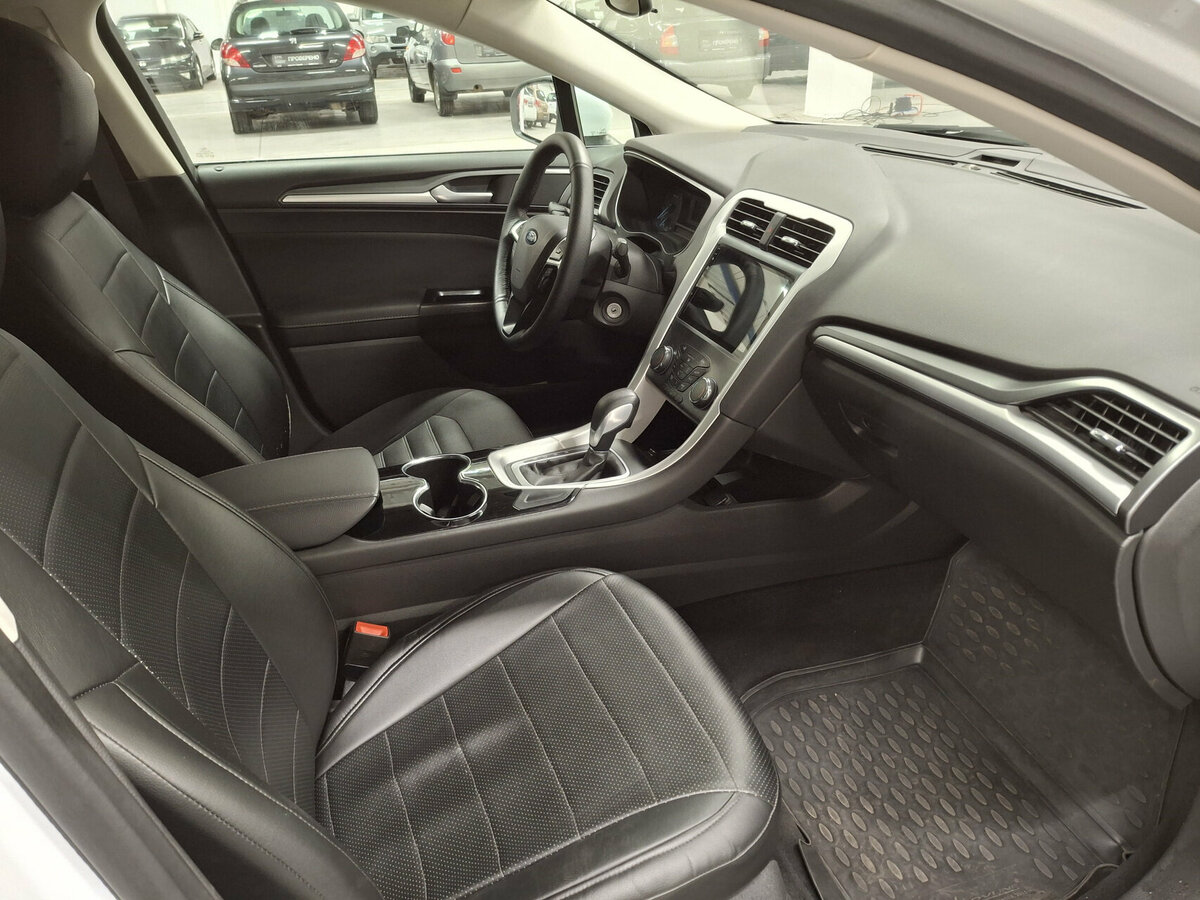 Ford Mondeo 2015 года с пробегом. Фото: #10