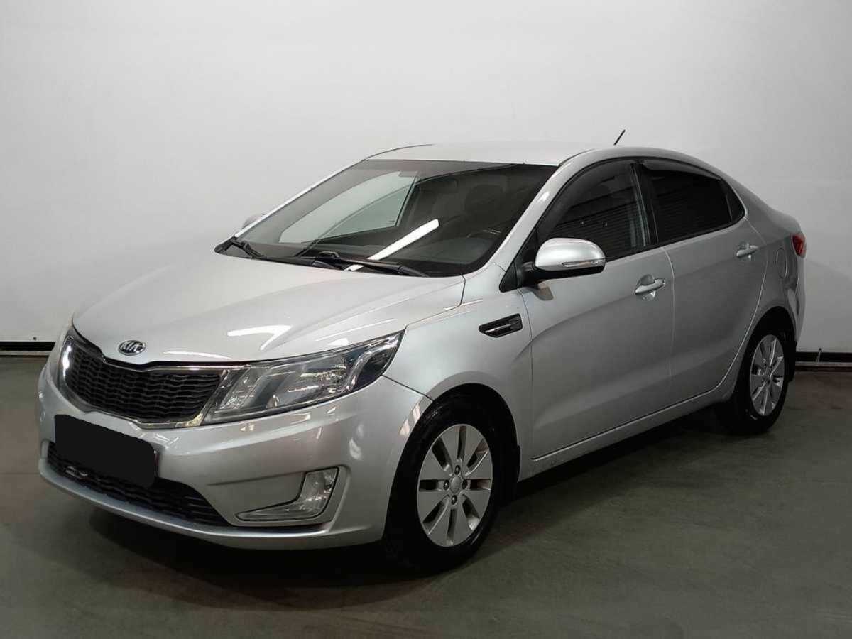 Kia Rio 2013 года с пробегом. Посмотреть фото