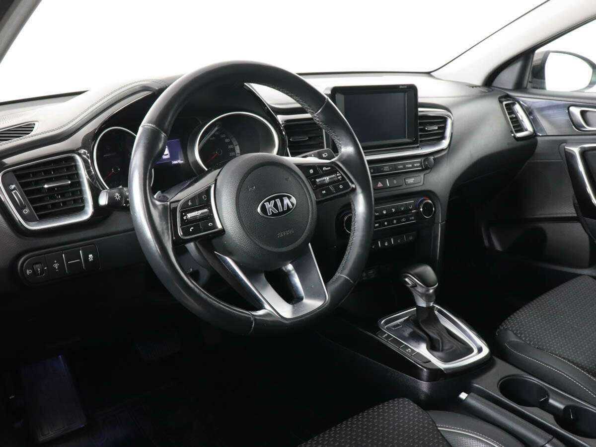 Kia Ceed 2019 года с пробегом. Фото: #8