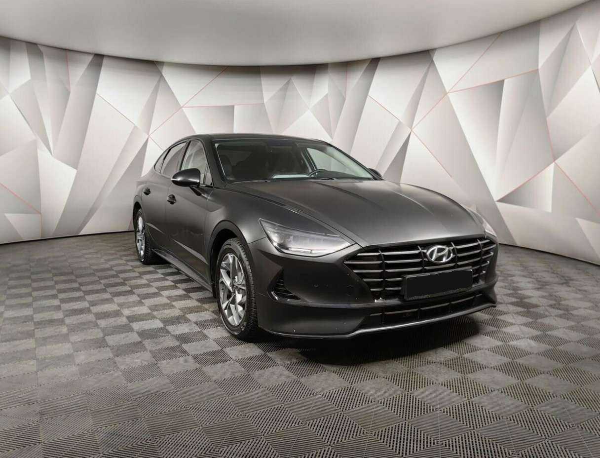 Hyundai Sonata 2019 года с пробегом. Фото: #2