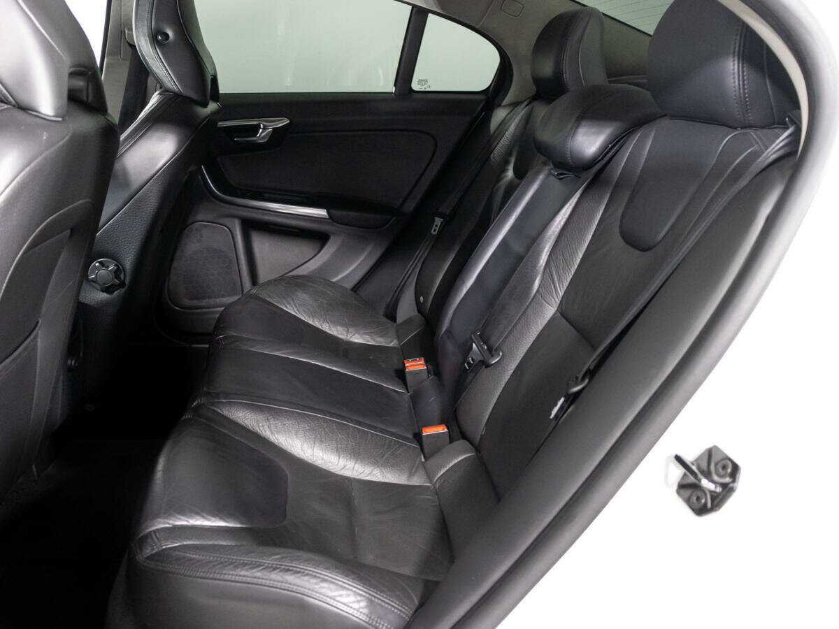 Volvo S60 2012 года с пробегом. Фото: #9