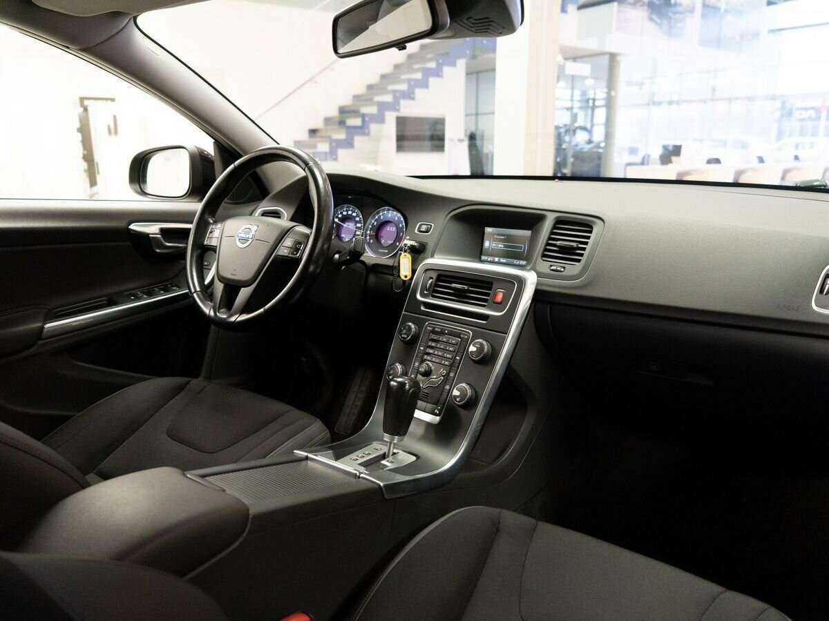 Volvo S60 2012 года с пробегом. Фото: #15