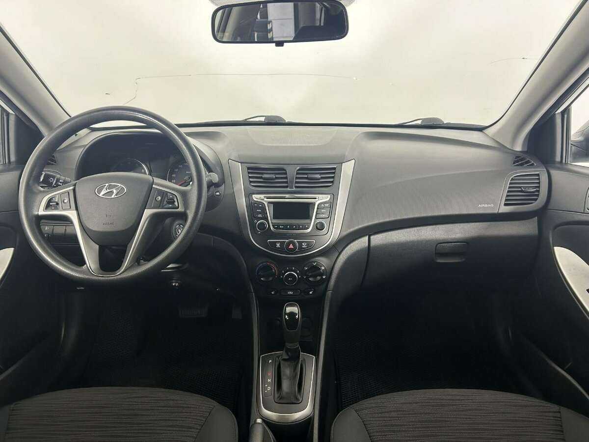Hyundai Solaris 2015 года с пробегом. Фото: #6